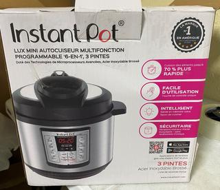Instant Pot Lux Mini 6-in-1 Electric Pressure Cooker, Sterilizer Slow  Cooker, Rice Cooker, Steamer, Saute, and Warmer, 3 Quart, 10 One-Touch  Programs