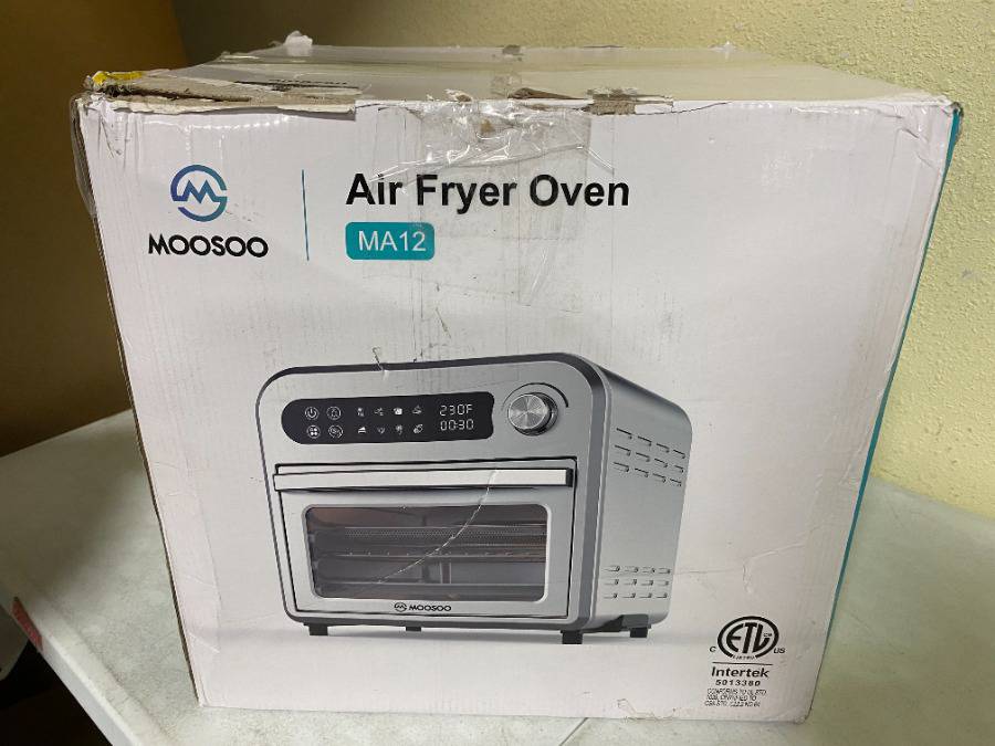 Moosoo 8 in 1 Air Fryer Oven - Matthews Auctioneers