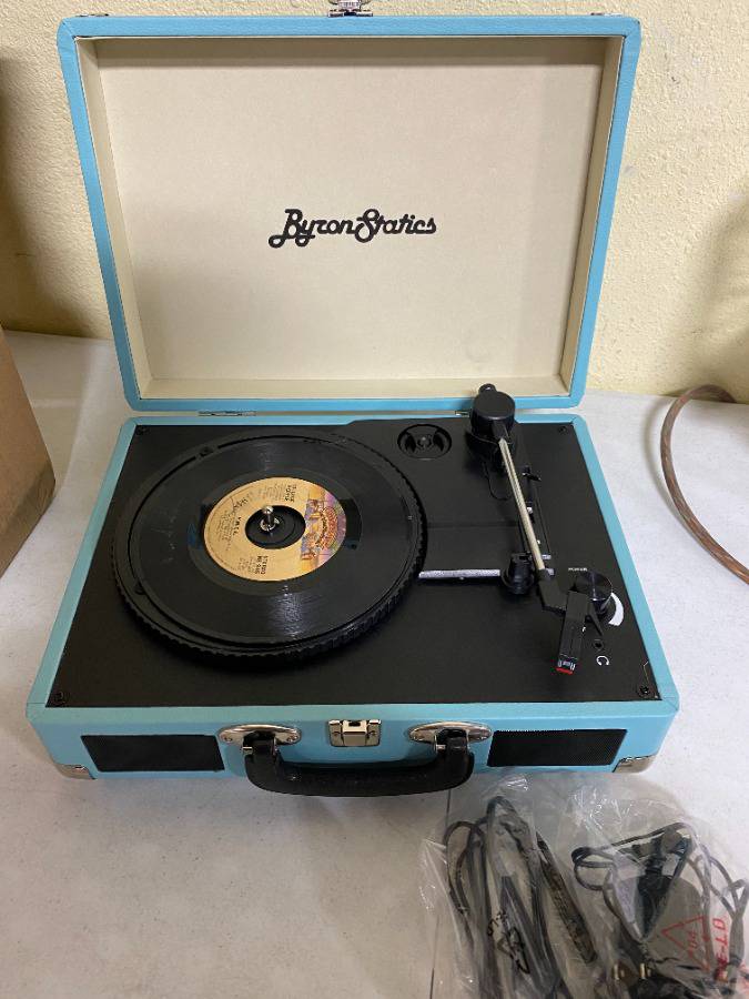  ByronStatics Record Player, Vinyl Turntable Record Player 3  Speed with Built in Stereo Speakers, Replacement Needle, Supports RCA Line  Out, AUX in, Portable Vintage Suitcase : Electronics