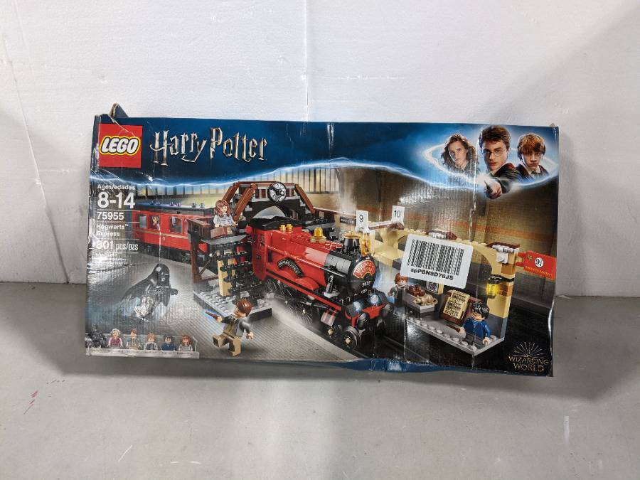 LEGO Harry Potter Hogwarts Express 75955 Toy Model Train Building Set